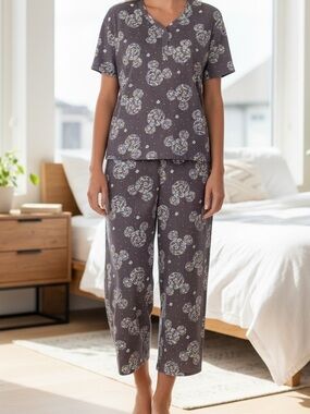 Disney Mickey Mouse 2-Piece Pajama Set NWT Women’s 3X Gray Henley Top Crop Pants